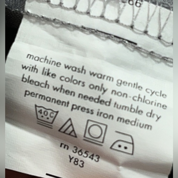 Preowned Geoffrey Beene Size 16 32/33 Size Large Dark Grey Classic Button Up. - Picture 8 of 11